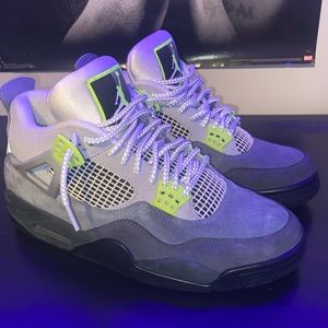 Jordan 4 Retro Grey/Neon